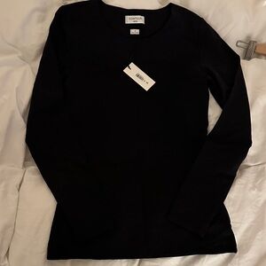 Aritzia contour long sleeve black top